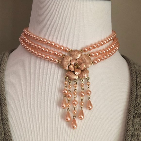 None Jewelry - ⬇️❗️ Pink Flower Synthetic Pearl Choker Necklace